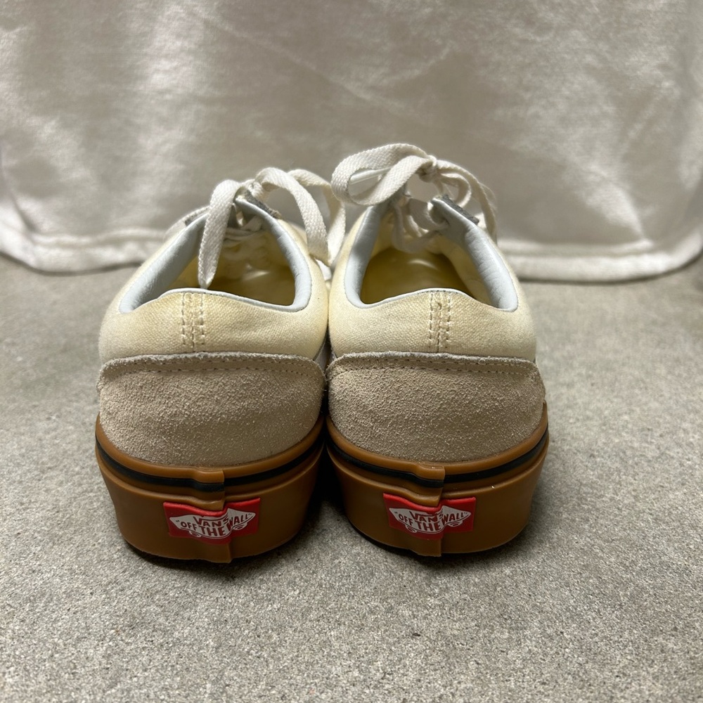 Men’s size 7.5 casual, cream suede, Vans.